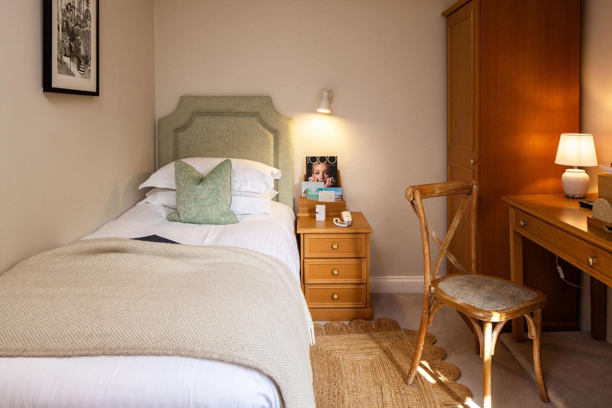 The Moorings Hotel & Restaurant Gorey ภายนอก รูปภาพ