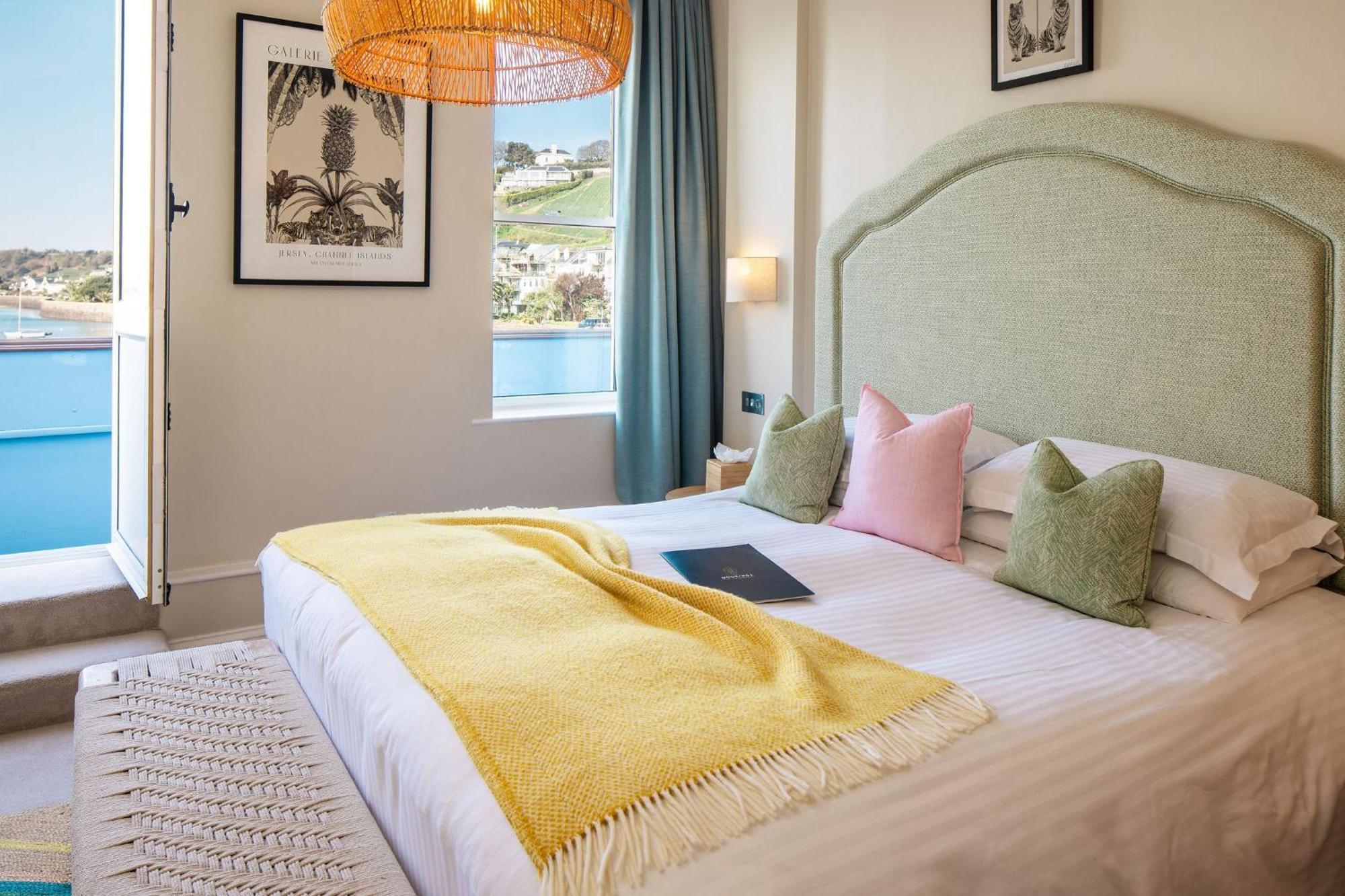 The Moorings Hotel & Restaurant Gorey ภายนอก รูปภาพ