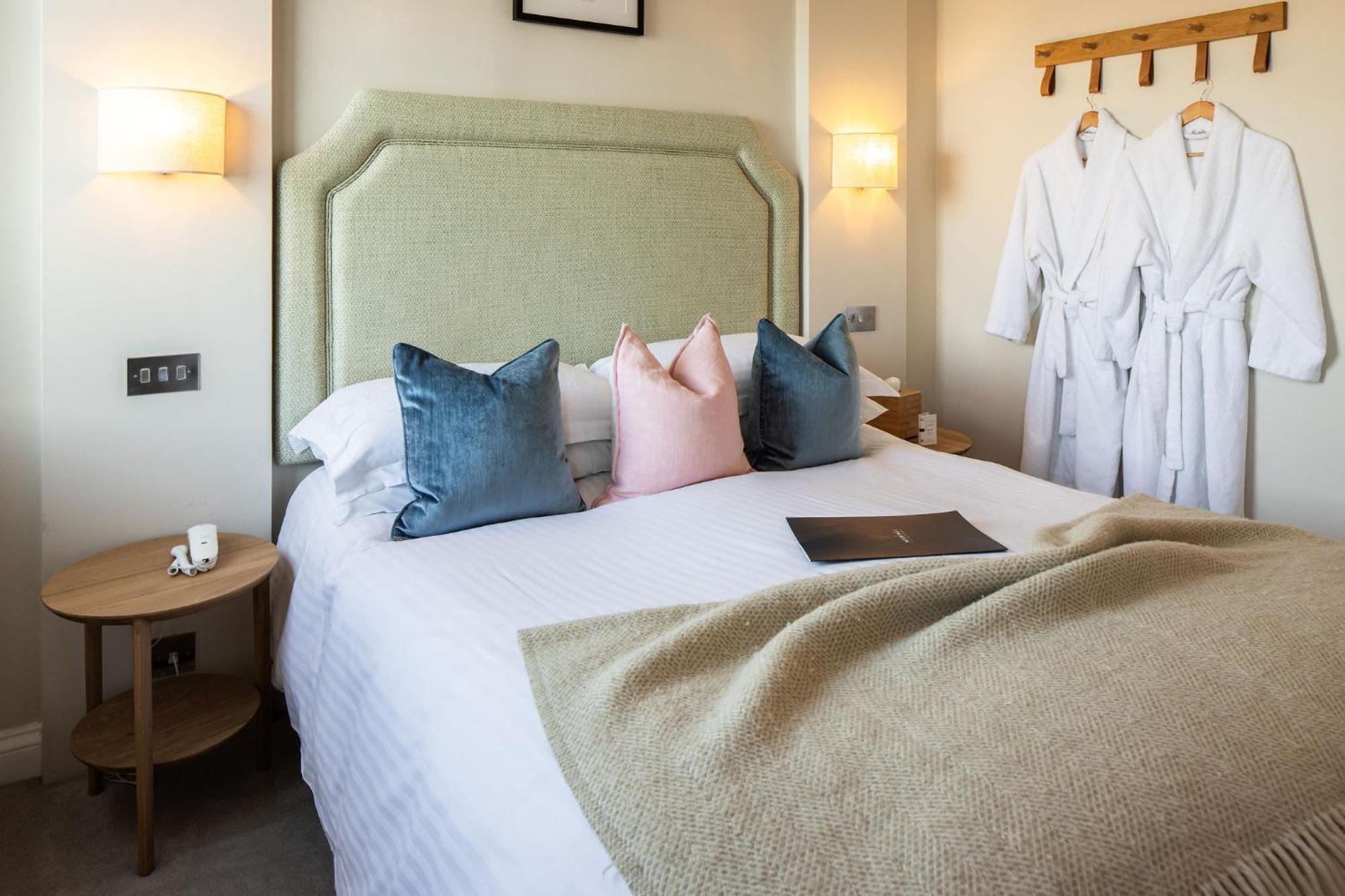 The Moorings Hotel & Restaurant Gorey ภายนอก รูปภาพ